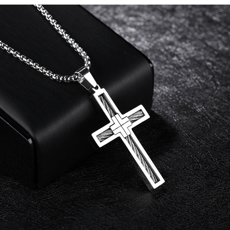 Collier pour homme en acier titane avec croix filaire