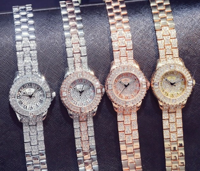 New Women's Rhinestone Watches Lady Dress Women's Diamond Watch Luxury Brand Bracelet Wristwatch Ladies Quartz Crystal Clocks 
