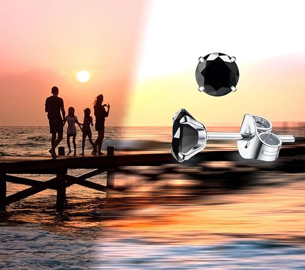 Boucles d’oreilles en or blanc 14 carats serties de diamants noirs