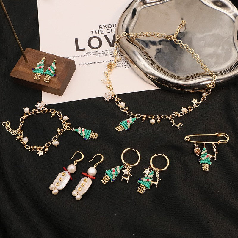 Broche en perles d’eau douce naturelles pour femme, originale et de luxe discret