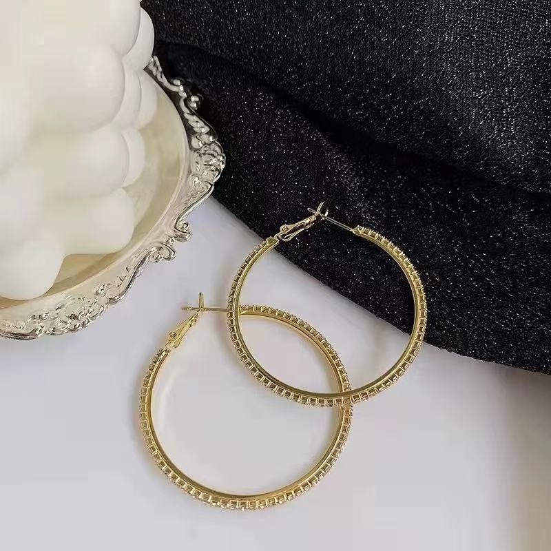 Boucles d’oreilles en forme de C brillantes, au style tendance européen et américain